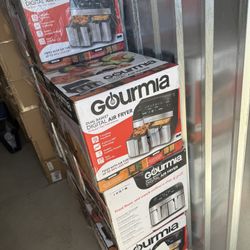 Gourmia 10-Quart/9.4 Liter Capacity Dual Basket Digital Air Fryer, with Smart Finish & 7 Cooking Functions