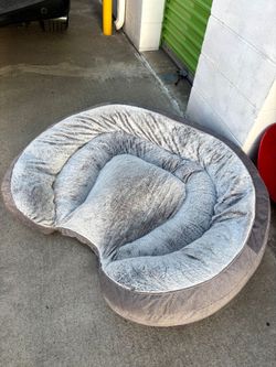 Dog bed