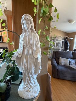 Large Virgin Mary Garden Statue