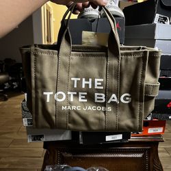 Marc Jacob’s Tote Bag  Medium