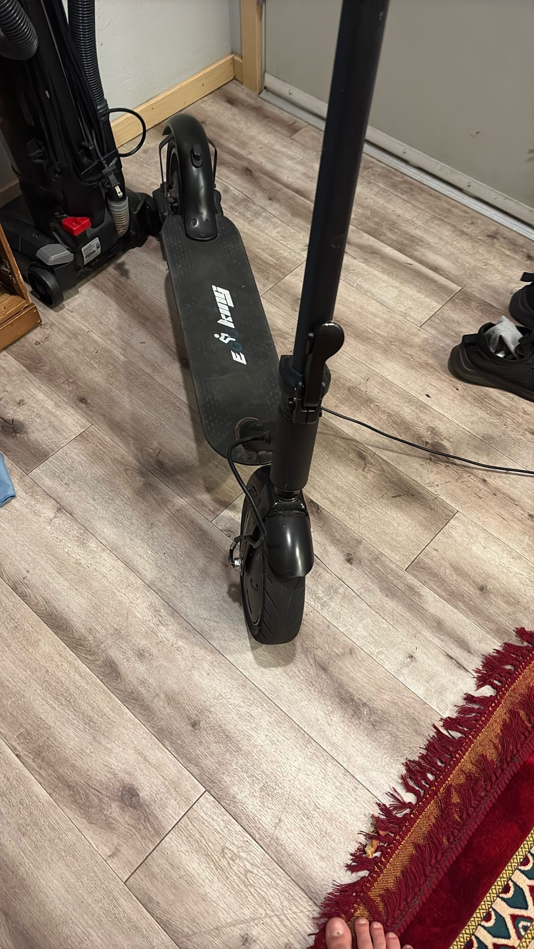 E Scooter 25 Mph (read Description)