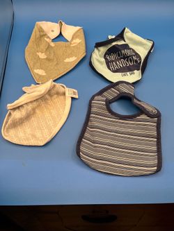 Okie Dokie lot of 4 baby bandana drool bibs