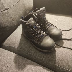 Black. Boots. Size 10,5