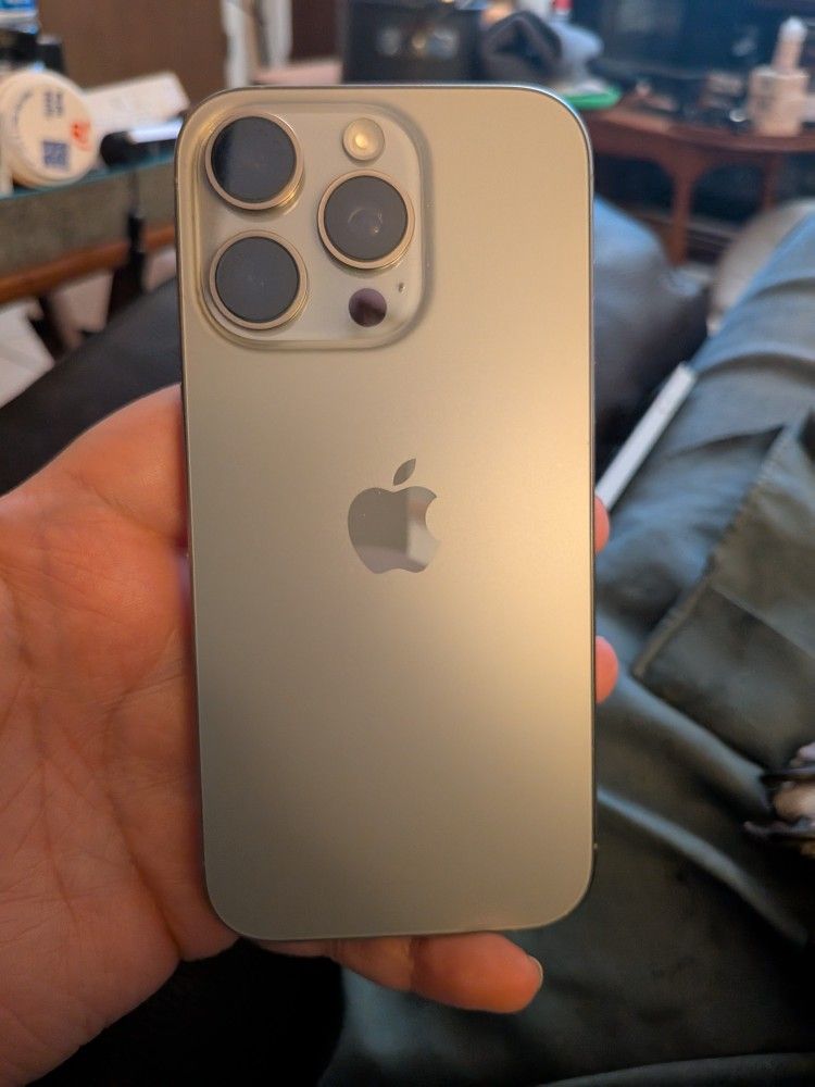 T-Mobile iPhone 16 Pro 256GB