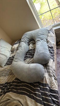 Momcozy Pregnancy Pillow