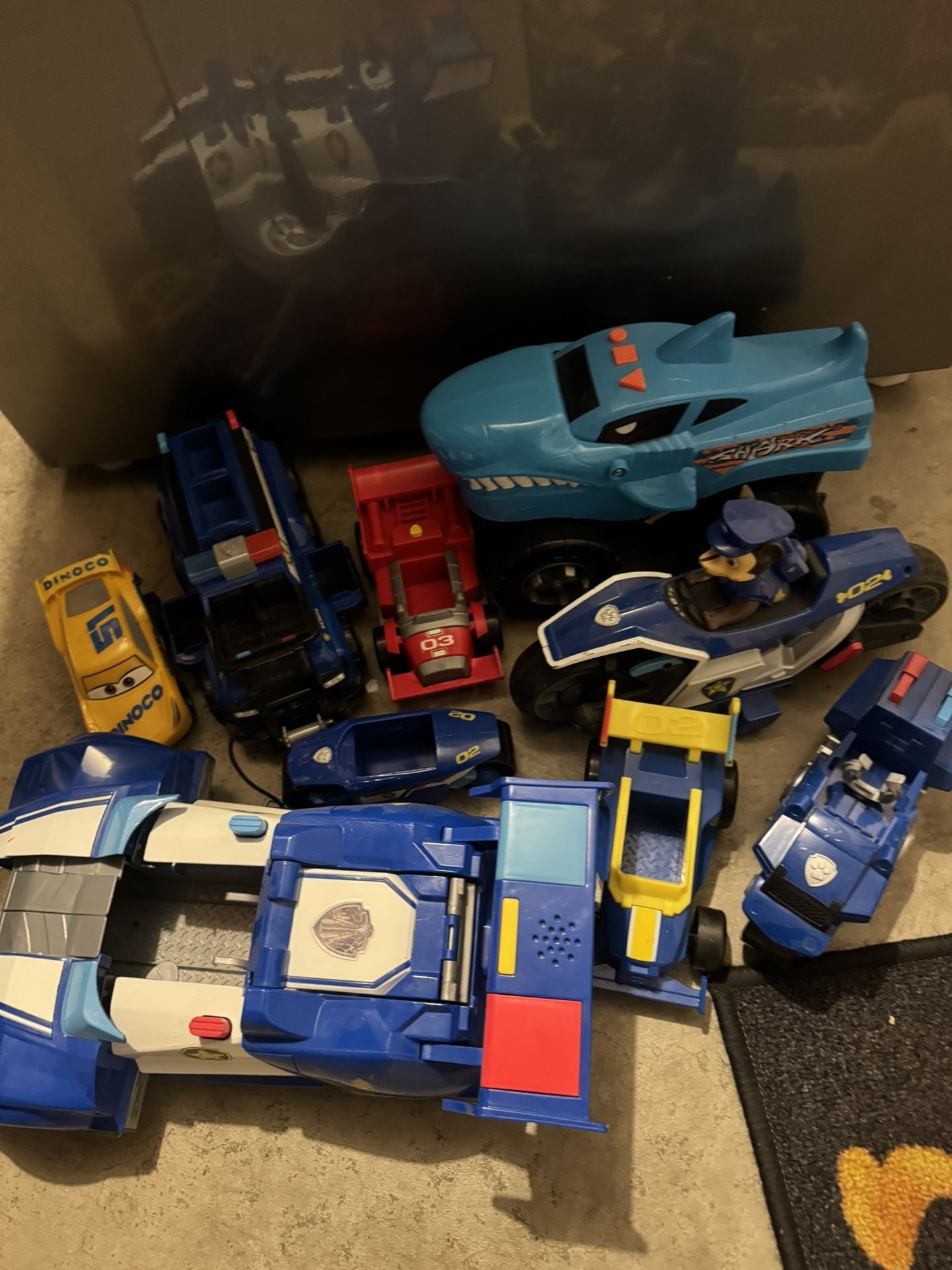 KIDS TOYS & RANDOM TOY CARS