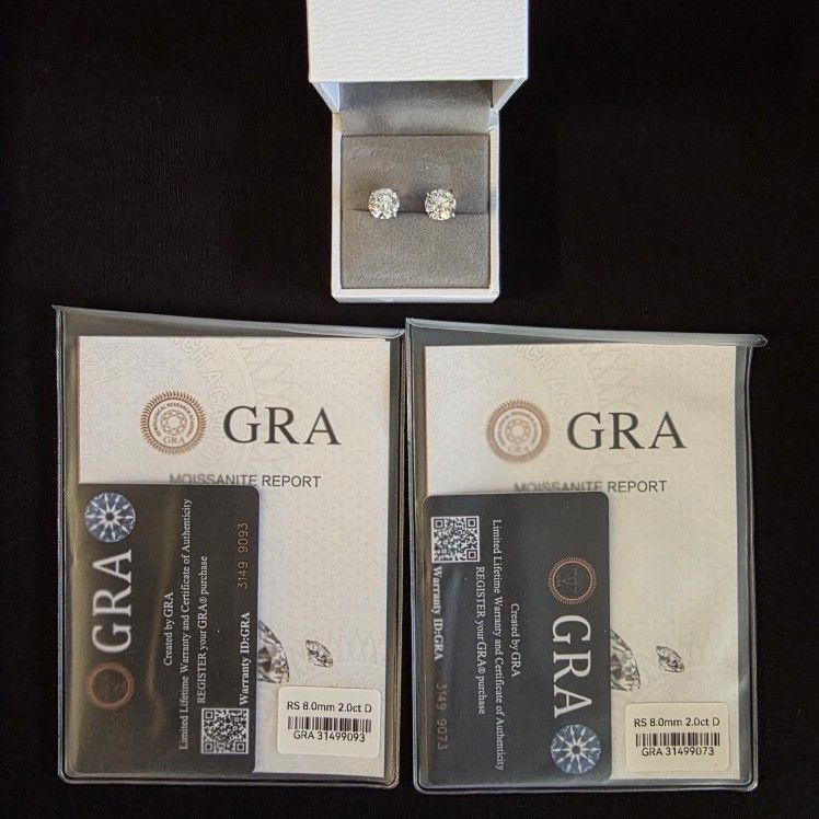 MOISSANITE STUDS 4CT 8MM 18K/925SS COMES WITH 2 CERTIFICATES & 2 WARRANTY CARDS PASSES DIAMOND TESTER!