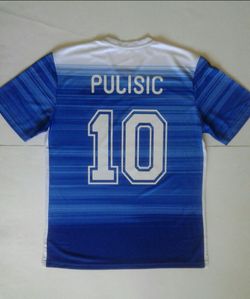 USA Adult Soccer Jersey Pulisic Size Medium or Large-Uniformes De Futbol