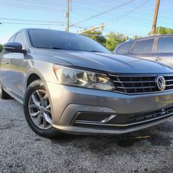 2017 Volkswagen Passat