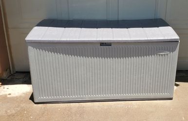 Large deck box
