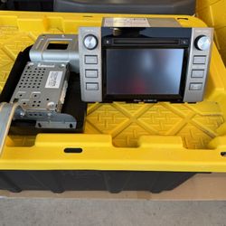 2019 Toyota Tundra Radio $200