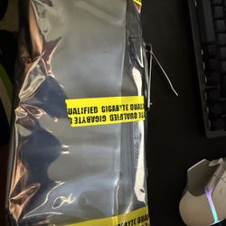 GIGABYTE Radeon RX 7600 XT Gaming OC 16G