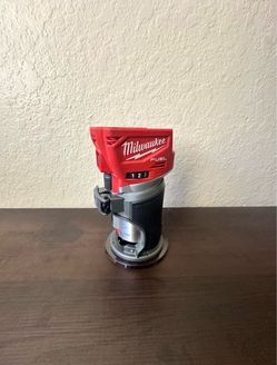 Milwaukee router