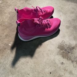 Lululemon Chargefeel Mid women's workout shoe in Sonic Pink Size 10