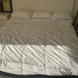 King Size Mattress With Included Base 