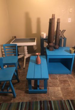 Furniture and decor. $35 dollars FOR EVERYTHING