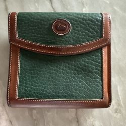 Dooney & Bourke wallet