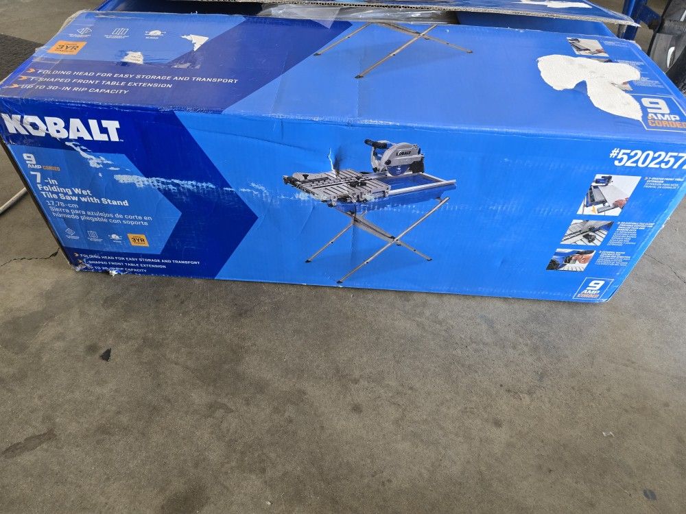 Kobalt Folding Head 9-Amp 7-in Corded Sliding Table Tile Saw with Stand