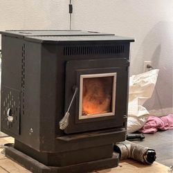 Pellet Stove    (New Englander)