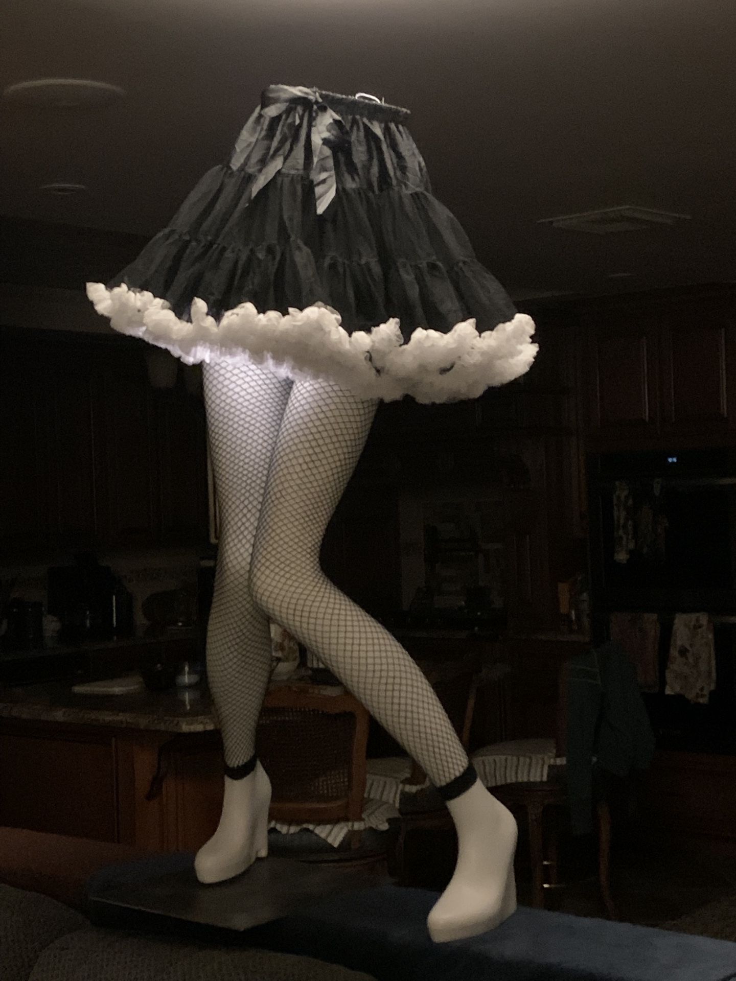 Dancing Legs Lamp