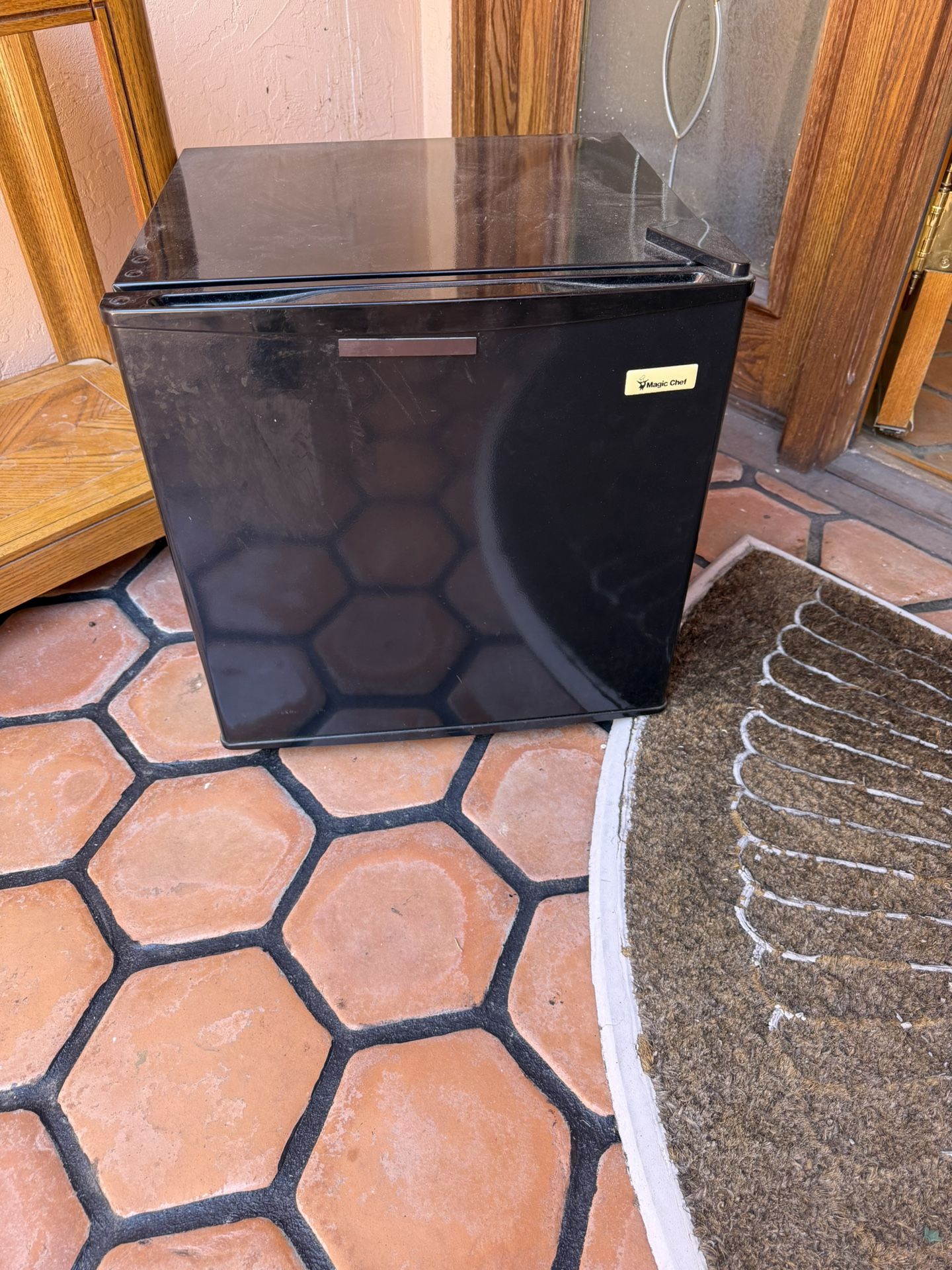 Magic Chef Mini Fridge 