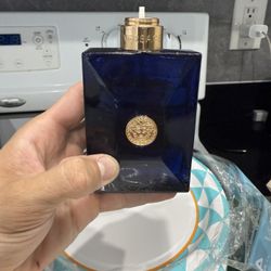 Versace Cologne 