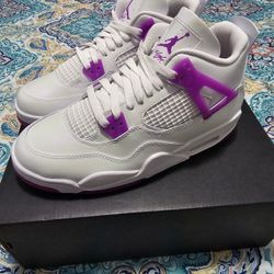 Jordan 4 Hyper Violet Size 6.5Y or 8W
