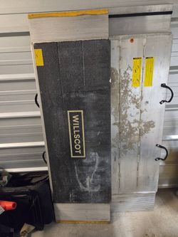 WillScot Heavy-Duty Aluminum Loading Ramps (Pair)