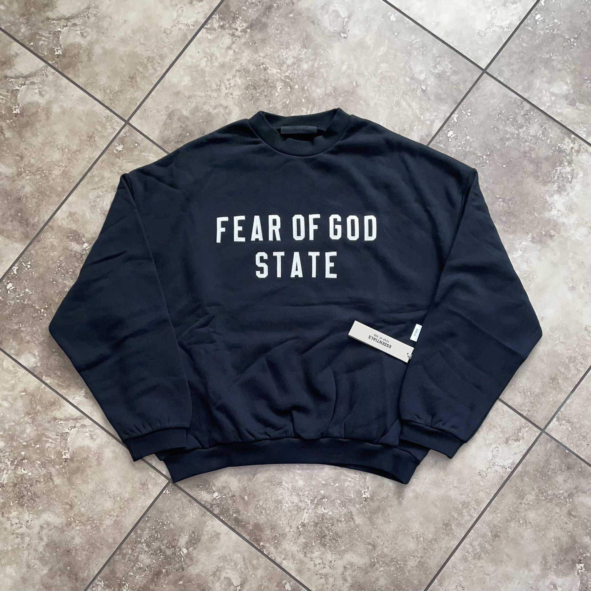 Fear of God Essentials 90’s Fleece Crewneck Jet Black (With Pockets) Medium 