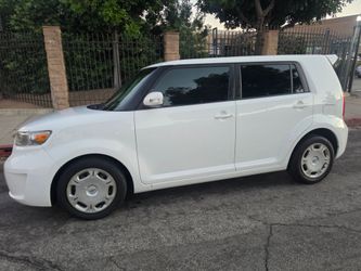 2008 Scion xB