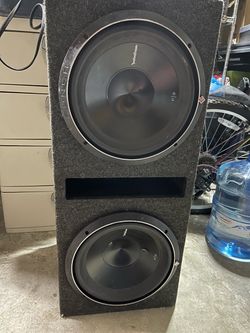 12” Rockford Fosgate Punch P3 Dual Subwoofers in Box