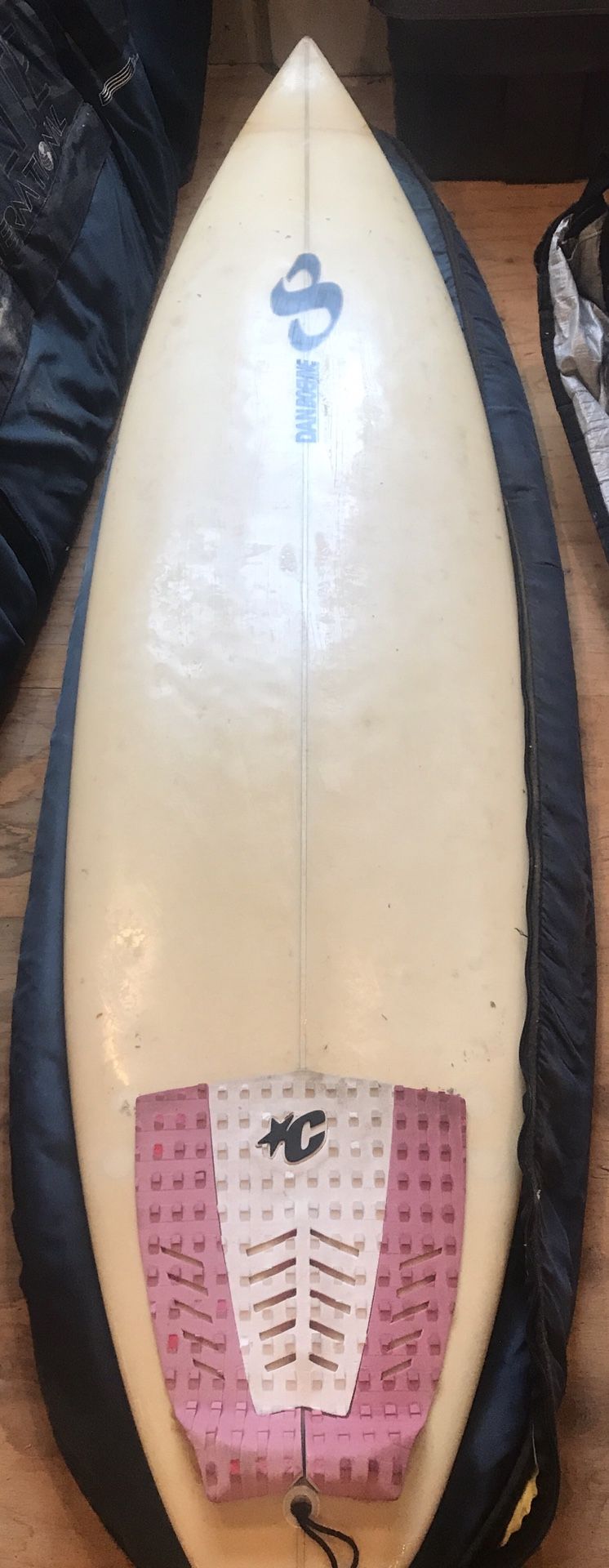 Surfboard dan boehne 6’ 10”