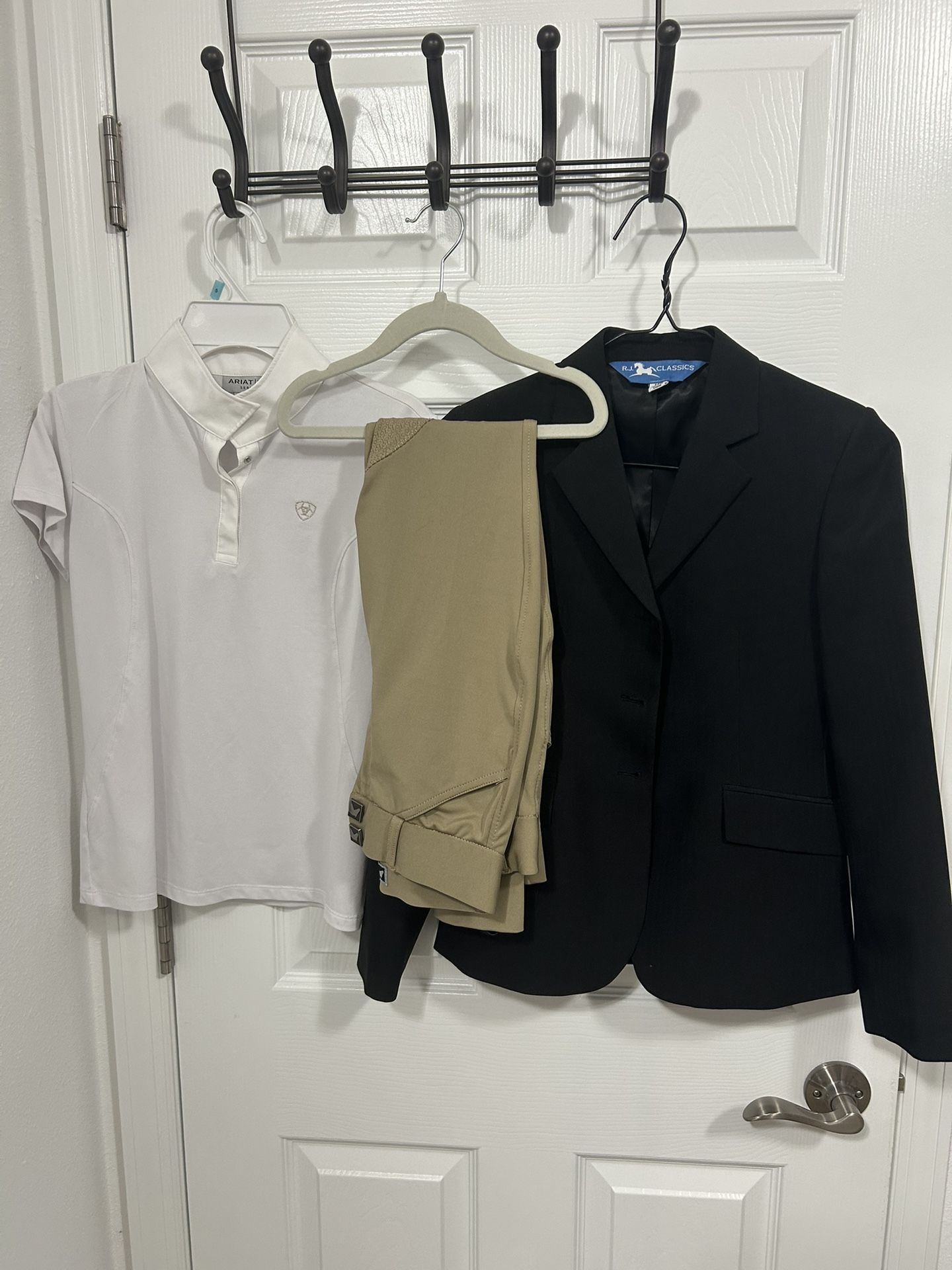 Girls horse Show Outfit Uniform. Ariat . Used Once. Perfect