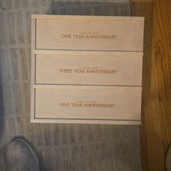 Classic Trio Anniversary Wine Box
