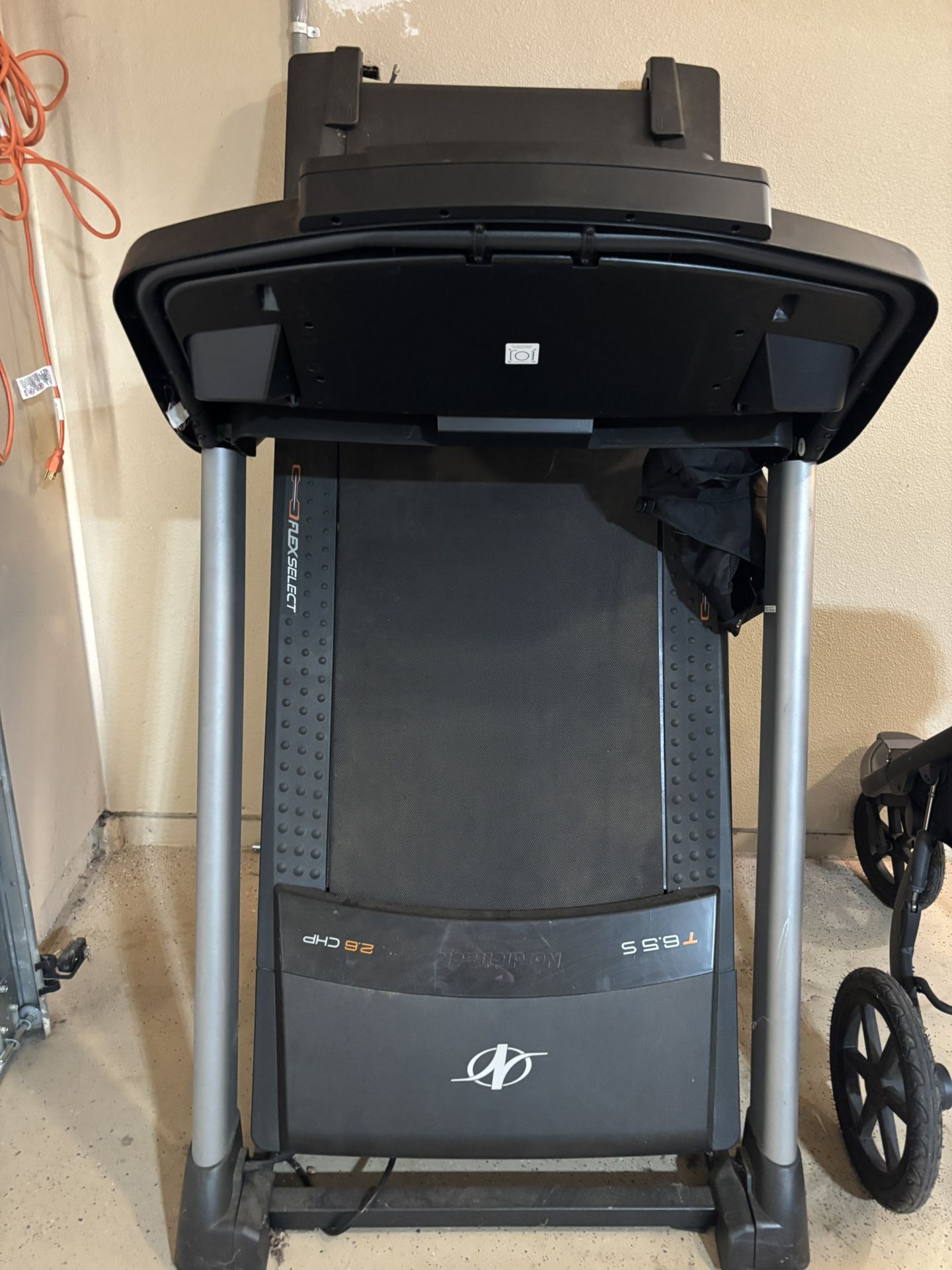Nordic track t Series Treadmill - Light Use