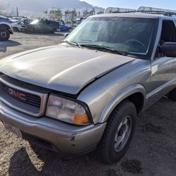2003 GMC S15 Jimmu PARTS @ U-Pull Auto Parts 049044
