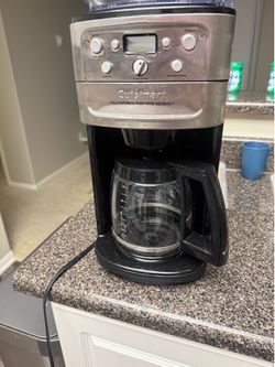 Cuisinart Fully Automatic Burr Grind & Brew™ 12-Cup Coffeemaker