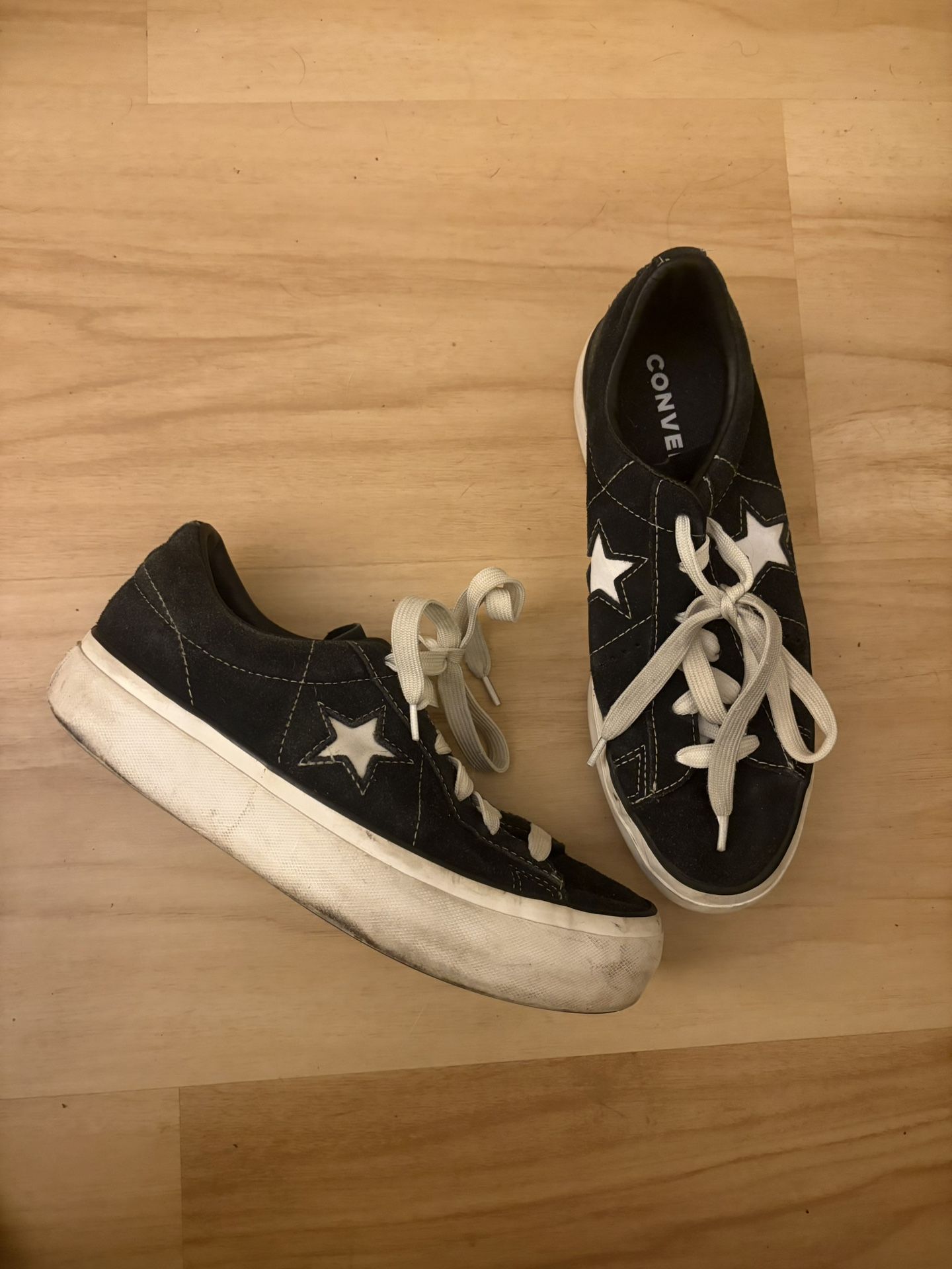 Converse One Star