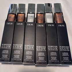 Dior Forever Glow Maximizer Liquid Highlighter