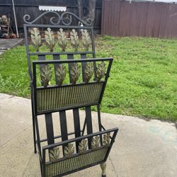 Foldable Magazine Holder 