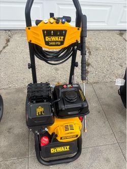 Dewalt 3400 psi  power washer