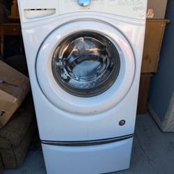 Whirlpool Washer And Dryer Set