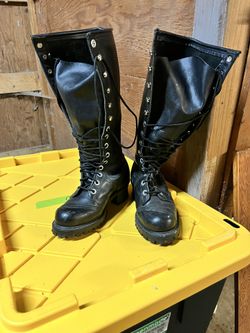 Women’s Curb Stompers