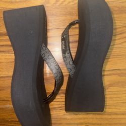 Brand New Guess Platform Sandals