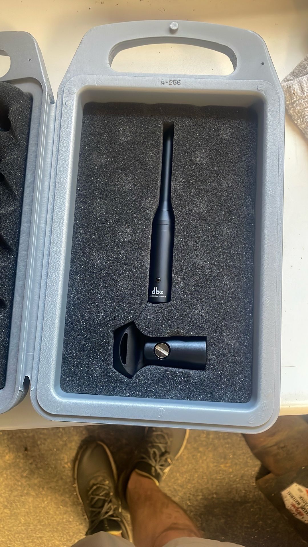 DBX RTA-M Microphone