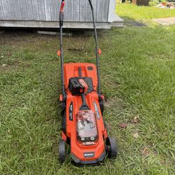 Battery Powered 13 Inch Lawnmower 