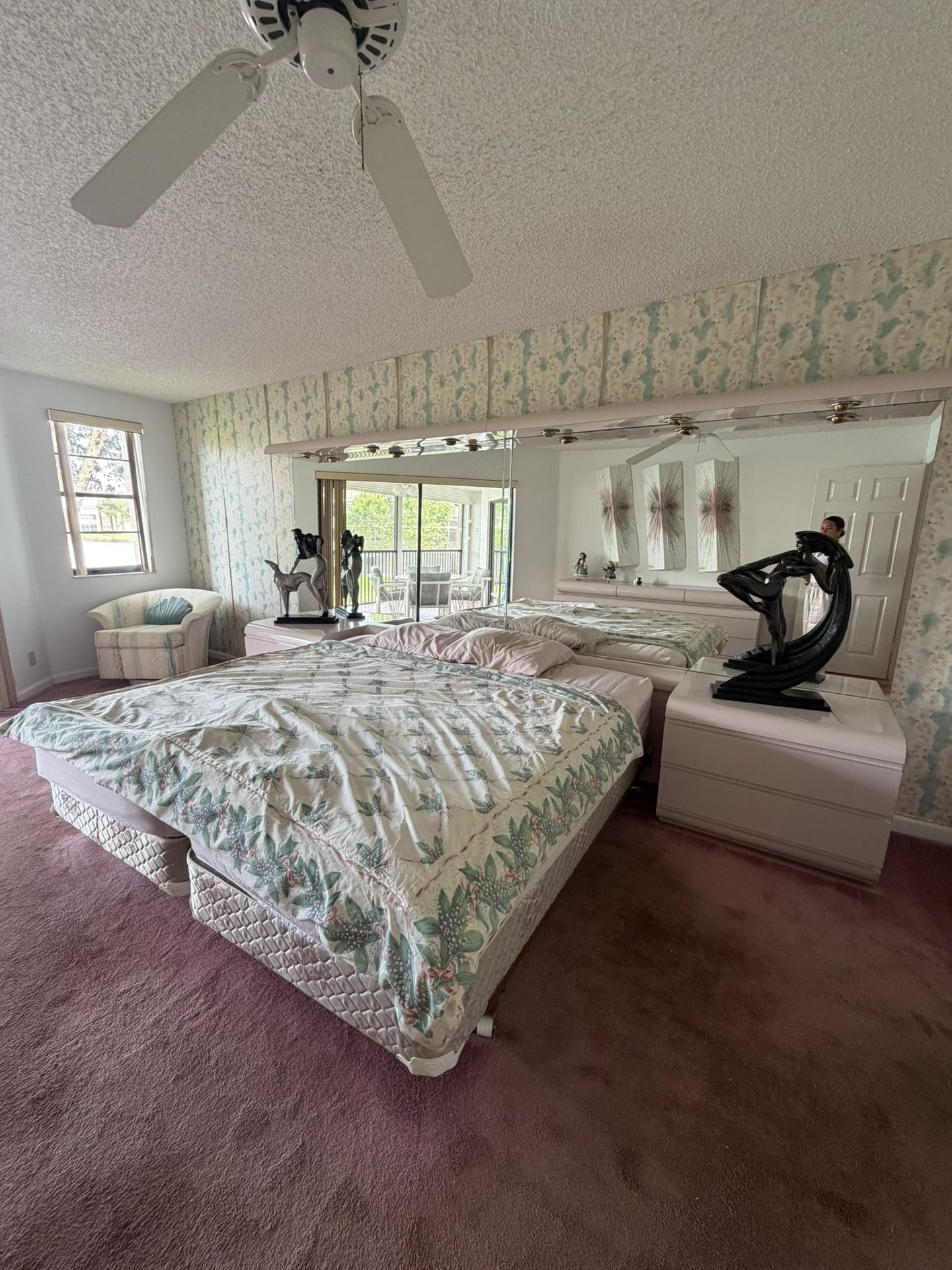 Complete Queen Bedroom Set w/ Mattress