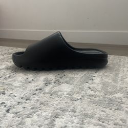 Yeezy Slides