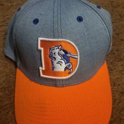 Denver Broncos Fitted Hat - M/L