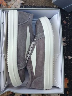 Men's size 11 Sneakers